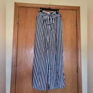 Flowy Striped Brea Navy Pants Size XL